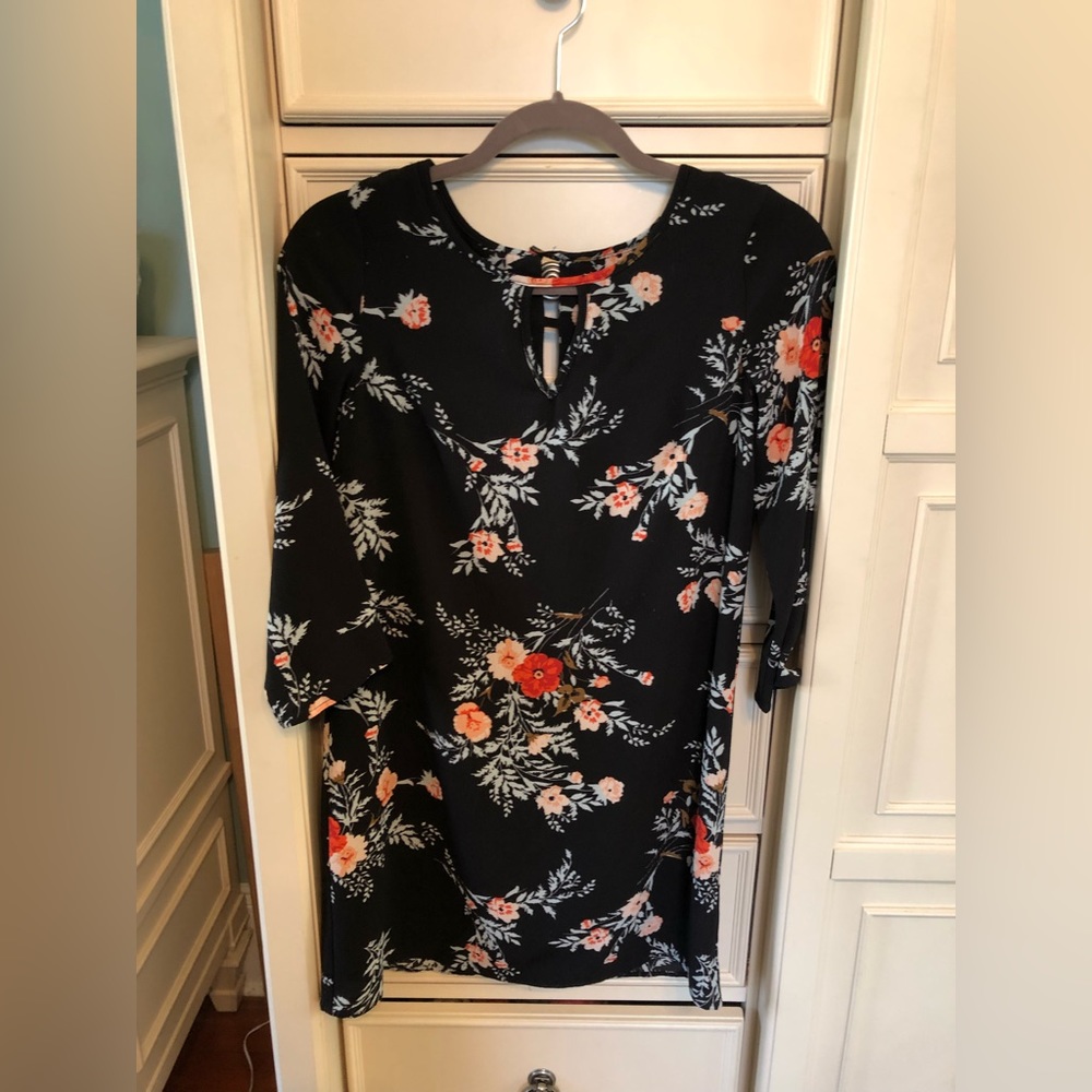 C&E floral dress size xs